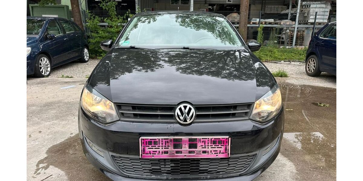 VW Polo 86.000 km 4.350 &euro; München 81479