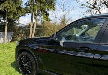 BMW X3 189.000 km 21.800 &euro; München 80639