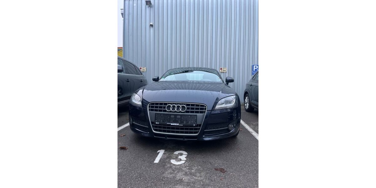 Audi TT 198.000 km 10.900 &euro; München 81929