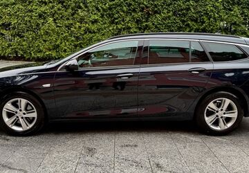 Opel Insignia 153.000 km 8.980 &euro; München 81827