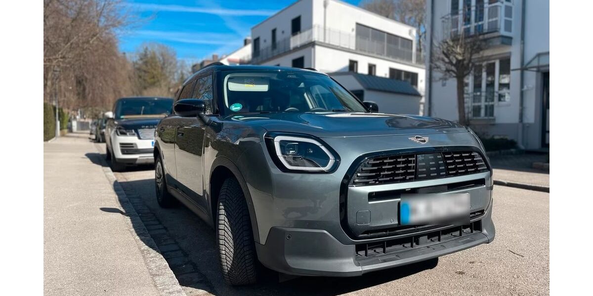 Mini Countryman C (Cooper) 16.700 km 32.500 &euro; München 81927