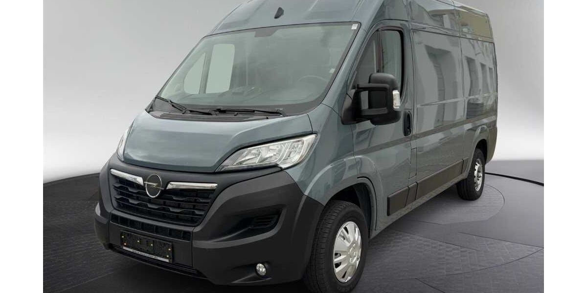 Opel Movano 111.600 km 19.890 &euro; München 80339