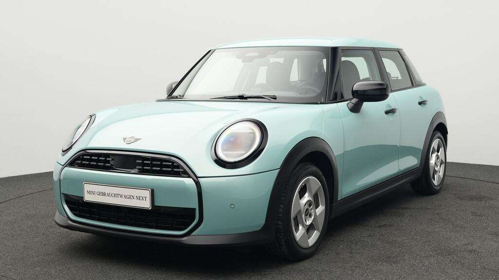 Mini Cooper C 16.482 km 27.445 &euro; München 80788