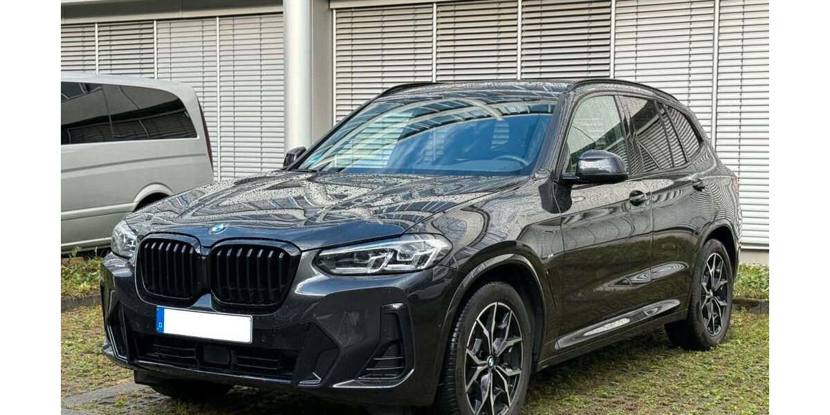 BMW X3 43.000 km 40.800 &euro; München 81547
