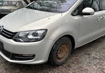 VW Sharan 208.321 km 6.199 &euro; München 81929