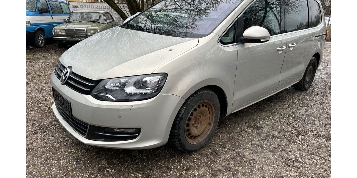VW Sharan 208.321 km 6.499 &euro; München 81929