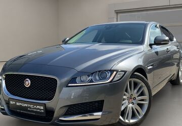 Jaguar XF 45.200 km 26.990 &euro; Unterföhring bei München 85774