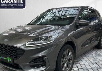 Ford Kuga 42.101 km 20.980 &euro; München 80993