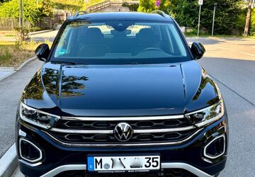 VW T-Roc 27.000 km 23.950 &euro; München 80636