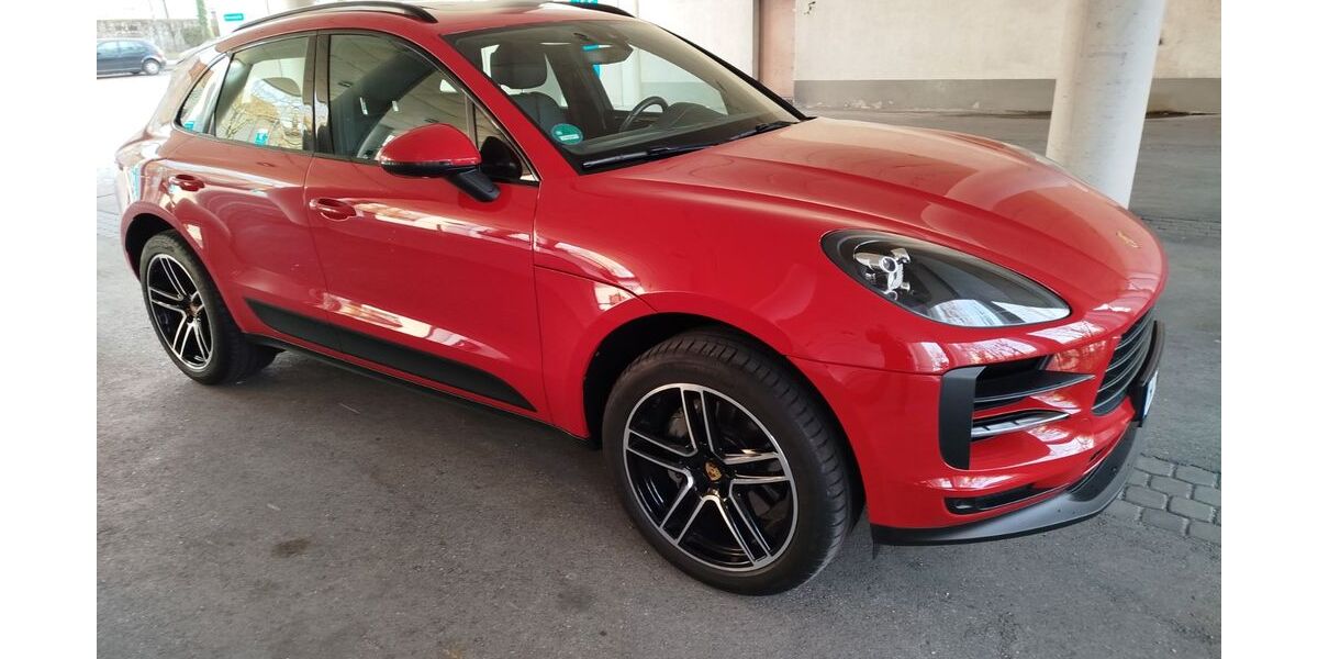Porsche Macan 32.000 km 51.800 &euro; München 80805
