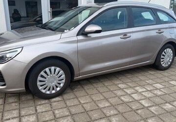 Hyundai i30 89.900 km 10.990 &euro; Straßlach bei München 82064