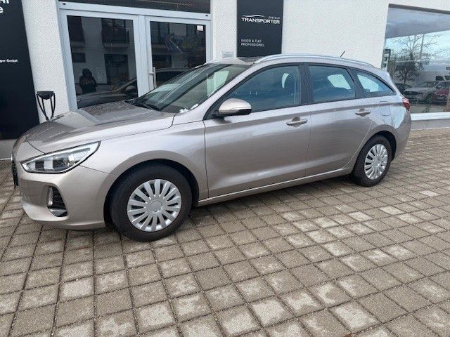 Hyundai i30 89.900 km 10.990 &euro; Straßlach bei München 82064