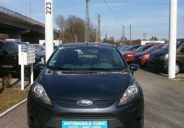 Ford Fiesta 166.000 km 2.999 &euro; München OT Trudering-Riem 81825