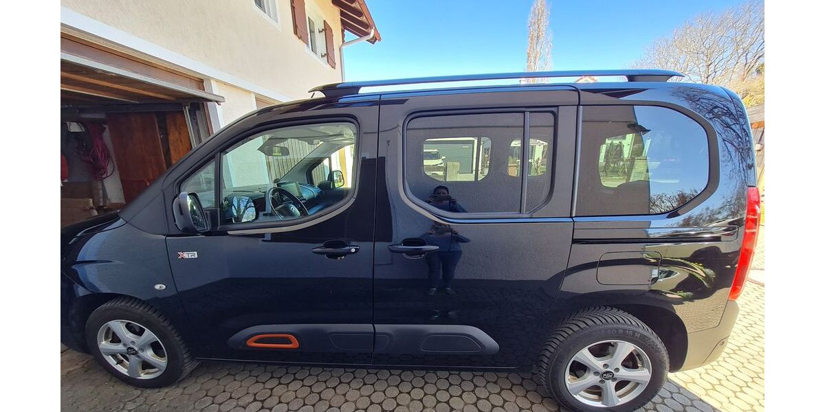 Citroen Berlingo 105.032 km 17.700 &euro; Holzkirchen 83607