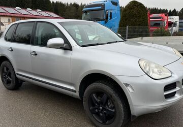 Porsche Cayenne 203.042 km 5.000 &euro; Egling 82544