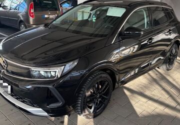 Opel Grandland (X) 122.000 km 15.790 &euro; München 81825