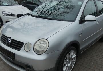 VW Polo 152.301 km 1.999 &euro; München 81825