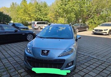 Peugeot 207 167.558 km 3.450 &euro; München 81543