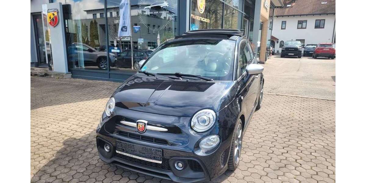 Abarth 595C 28.244 km 19.899 &euro; Gröbenzell 82194