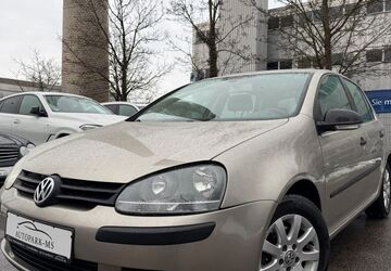 VW Golf 144.607 km 3.990 &euro; München 81243