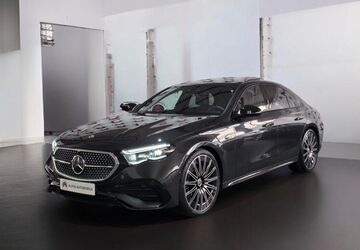 Mercedes-Benz E 200 5.000 km 53.990 &euro; München 81379