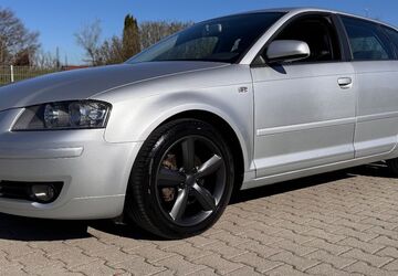 Audi A3 299.899 km 3.499 &euro; München 81825