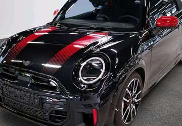 Mini John Cooper Works Cabrio 3.111 km 45.533 &euro; München 80788