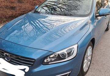 Volvo V60 89.000 km 11.000 &euro; München 81373