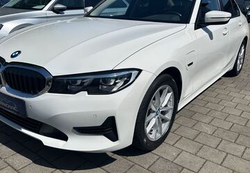 BMW 320 32.000 km 27.900 &euro; Dachau (bei München) 85221