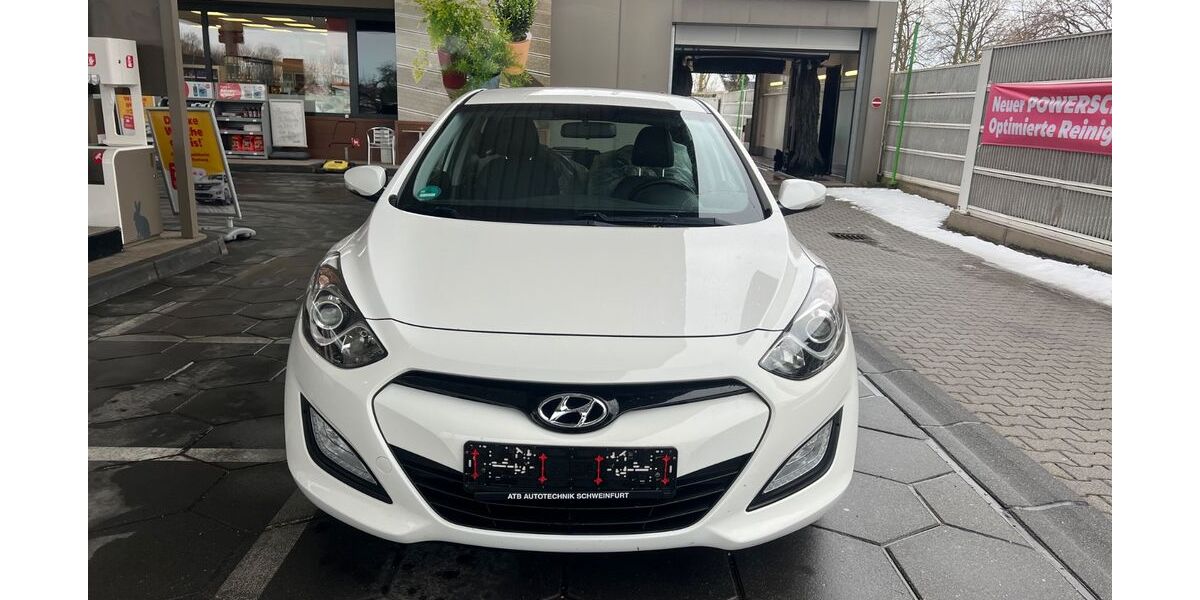 Hyundai i30 146.913 km 5.800 &euro; Hallbergmoos 85399