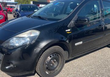 Renault Clio 89.000 km 2.990 &euro; Dachau (bei München) 85221