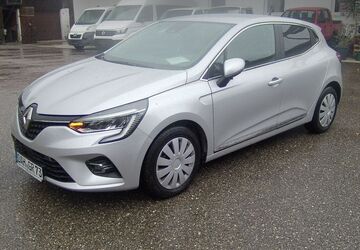 Renault Clio 8.500 km 13.100 &euro; Feldgeding 85232