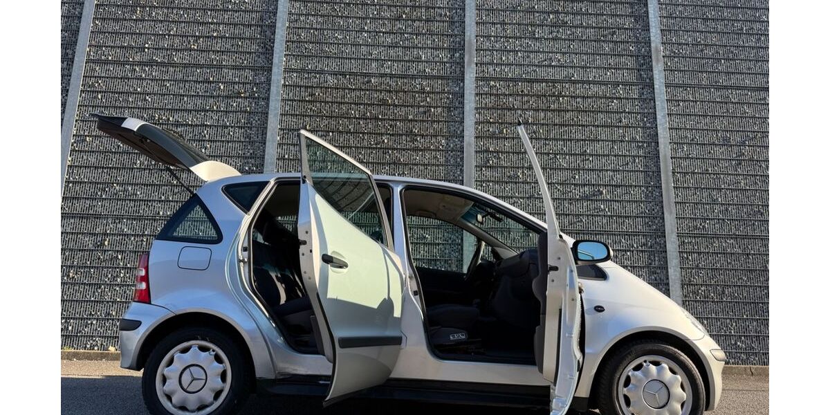 Mercedes-Benz A 160 120.952 km 3.250 &euro; München 81243