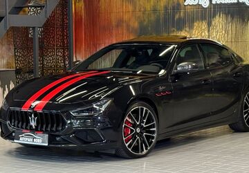 Maserati Ghibli 34.256 km 89.900 &euro; München 81829