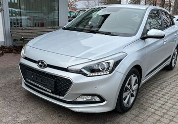 Hyundai i20 103.800 km 8.900 &euro; Fürstenfeldbruck 82256