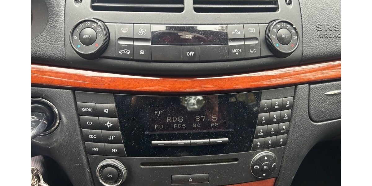 Mercedes-Benz E 200 255.000 km 2.000 &euro; München 80313