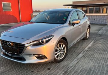 Mazda 3 89.000 km 14.900 &euro; München 81829