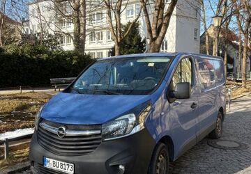 Opel Vivaro 141.500 km 7.500 &euro; München 81737