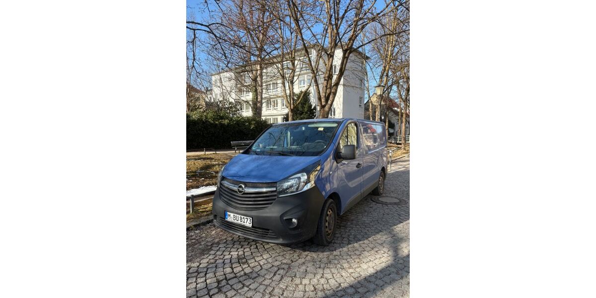 Opel Vivaro 141.500 km 7.500 &euro; München 81737