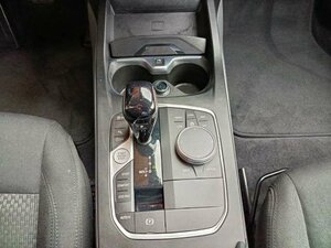 BMW 118 i Advantage Steptronic |NAVI|Kamera|SHZ|LED| 75.511 km 20.960 &euro; Höhenkirchen-Siegertsbrun 85635