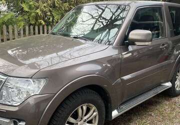 Mitsubishi Pajero 245.000 km 14.950 &euro; Schäftlarn 82069