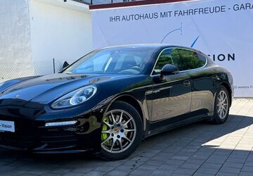 Porsche Panamera 111.000 km 28.490 &euro; München 81825