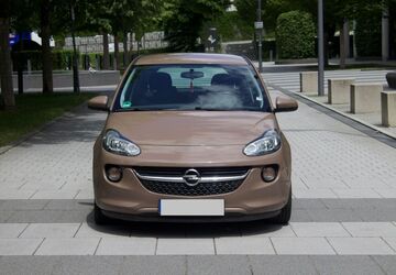 Opel Adam 73.000 km 6.800 &euro; München 80808