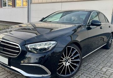 Mercedes-Benz E 220 308.900 km 22.900 &euro; München 81245
