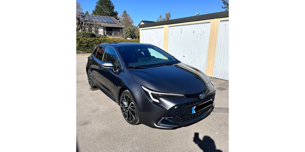 Toyota Corolla 21.300 km 33.900 &euro; Dachau 85221