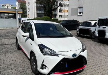 Toyota Yaris 53.500 km 13.900 &euro; München 81475