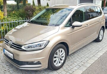 VW Touran 144.099 km 17.500 &euro; Aying 85653