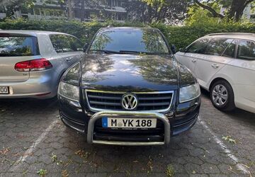VW Touareg 320.000 km 1.900 &euro; München 81927