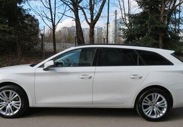 Seat Leon 42.800 km 24.500 &euro; München 80339