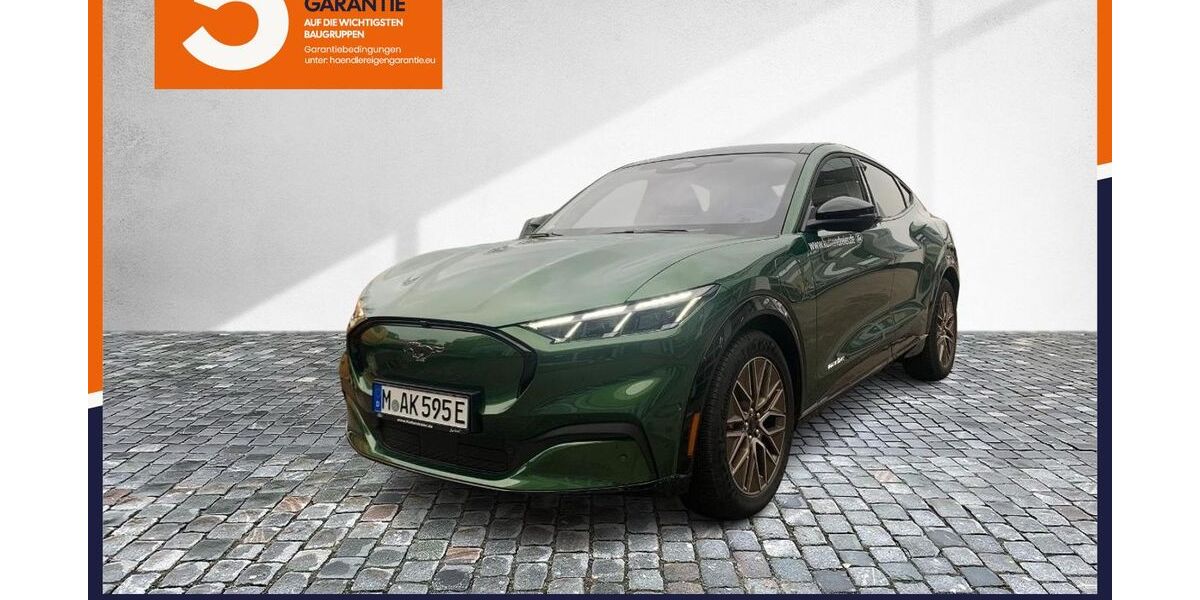 Ford Mustang Mach-E 33.000 km 44.890 &euro; München 81827